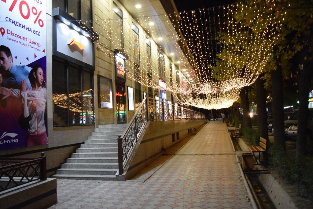 Bishkek Flatlux Apartments Екстер'єр фото